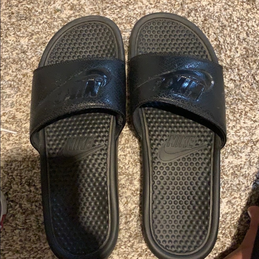 These shoes are only worn 1 time